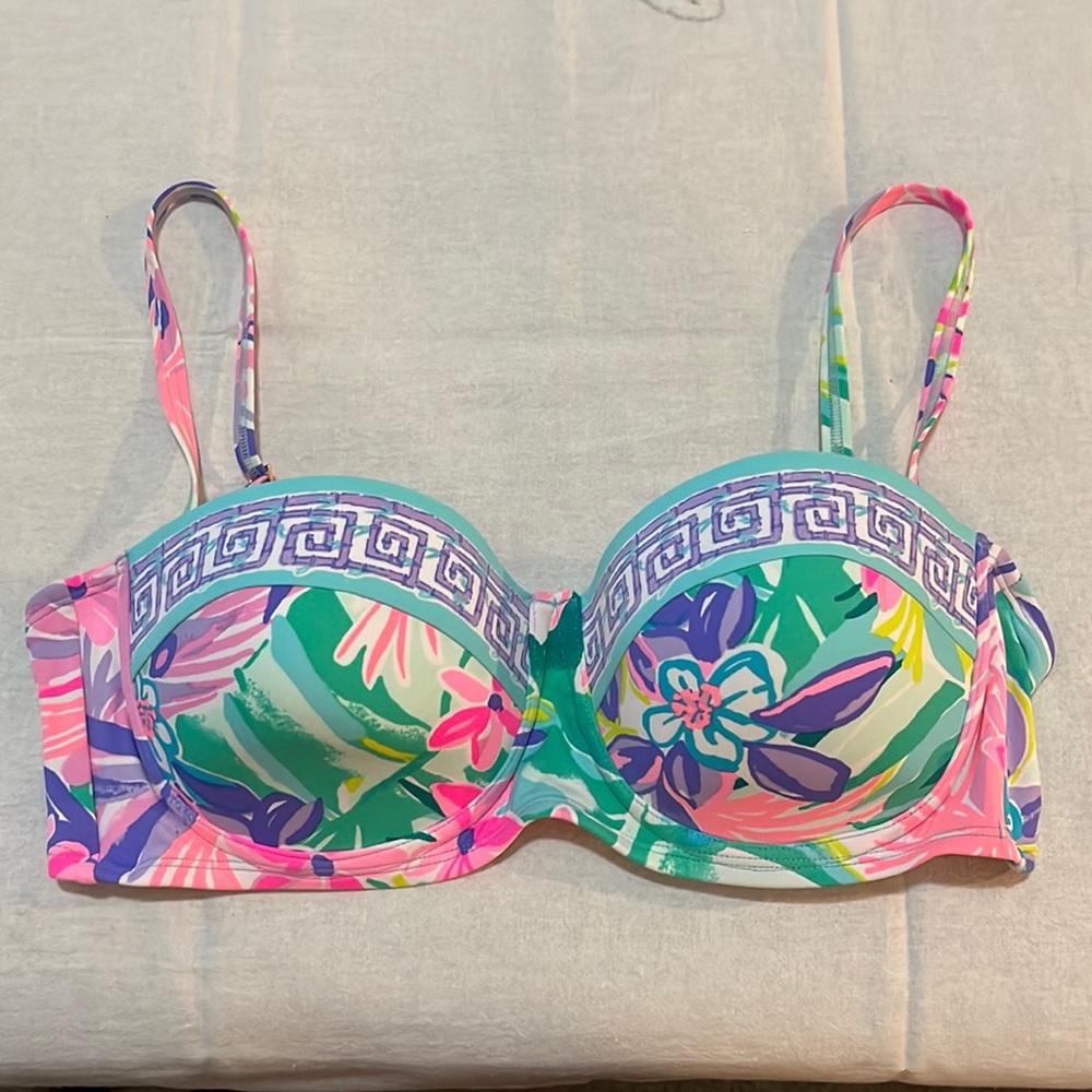 NWOT Lilly Pulitzer Bikini Top It’s all a Dream